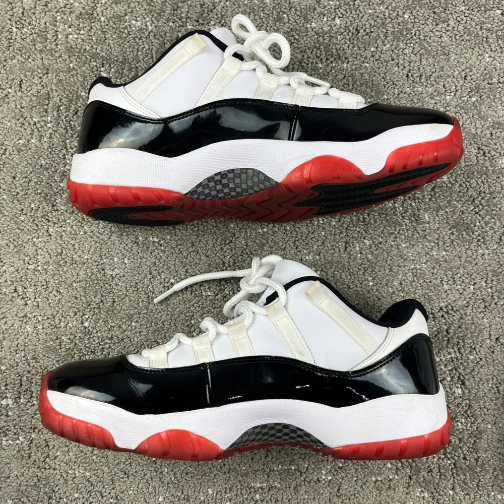 Jordan 11 Retro Low Mens 9.5 White Black Red Concord Bred AV2187-160 Sneakers